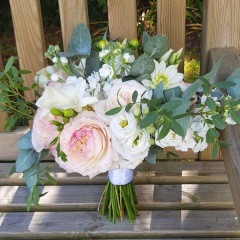 Blue and pink brides flowers