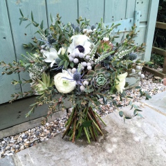 Winter wedding flowers